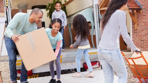 The secret weapon to taking stress out of a move? It's not a moving fairy or a super label maker—it’s storage at StorRight Self Storage.